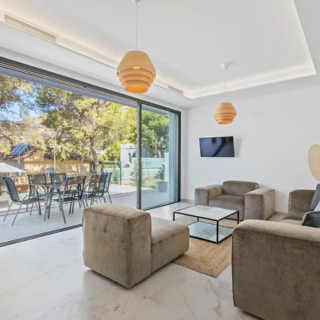 Villa Pinares De San Anton, Malaga, With Sea, City And Mountain Views Malaga