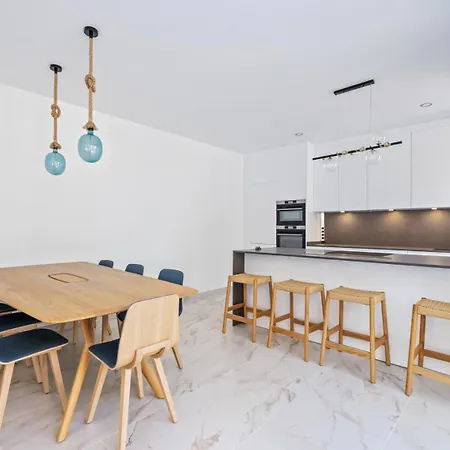 Pinares De San Anton, Malaga, With Sea, City And Mountain Views Villa